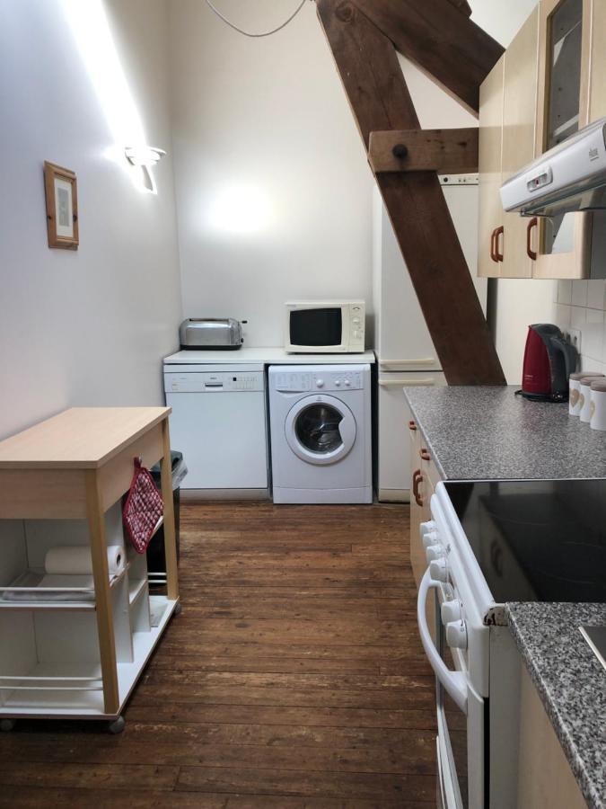 Gites In Le Neufbourg -Mortain Bagian luar foto